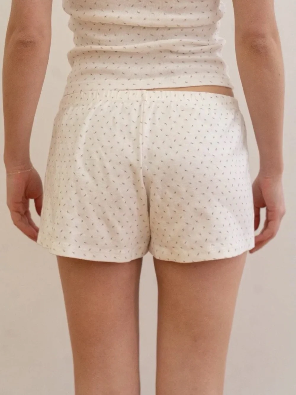 Brandy Melville Floral Mini Shorts Pink Girly Shorts